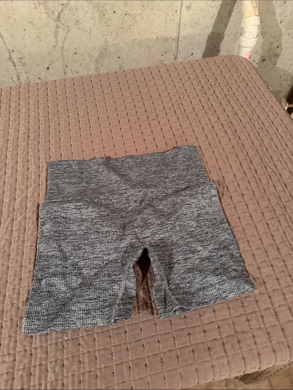 Seamless High-Waist Women’s Gray Ribbed Shorts